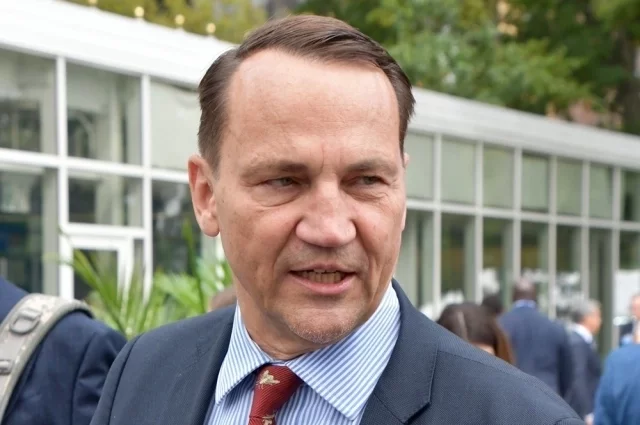 Министр иностранных дел Польши Радослав Сикорский.