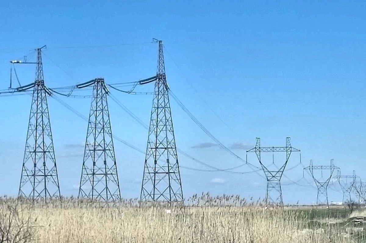 Свет отключили в двух областях Украины из-за повреждения инфраструктуры