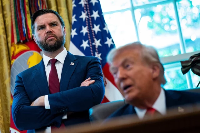 Джей Ди Вэнс и Дональд Трамп.