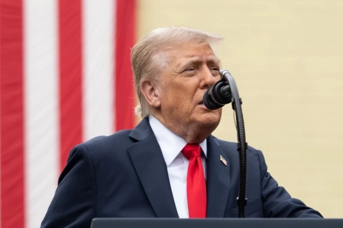 Трамп заявил, что никогда не употреблял алкоголь, наркотики и табак