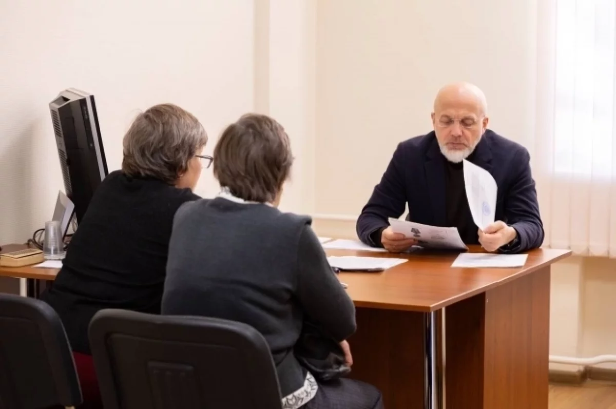 Шандалович провел приём жителей в Петрозаводске