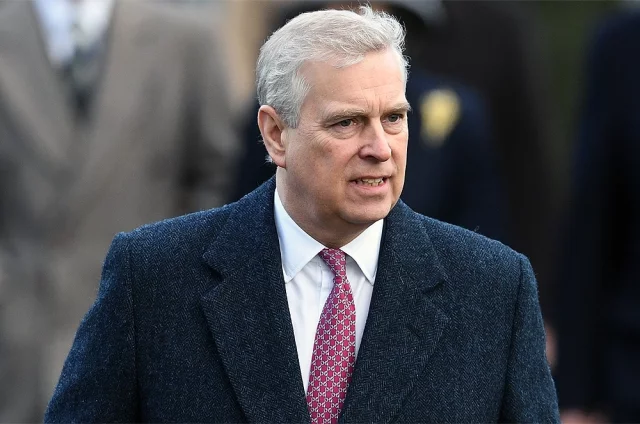 65-летний Эндрю является, пожалуй, самой крупной фигурой, разоблаченной в рамках «дела Эпштейна».