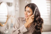 Если вы хотите придать волосам сияние, блеск и сделать более послушными − смело используйте домашние маски.