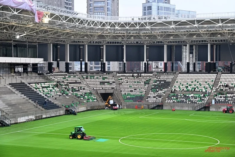 Строителям осталось завершить отделку внутренних инженерных сетей и благоустройство прилегающих территорий.