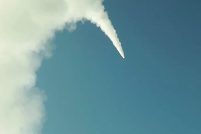 Пуск ракеты ОТРК «Искандер» расчетом ВС РФ в ходе спецоперации.