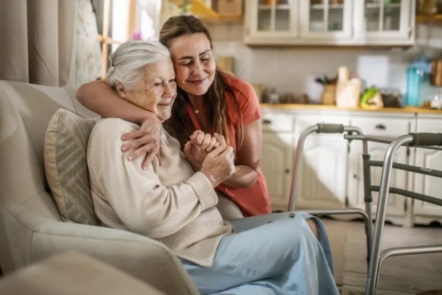 Для здорового старения важное значение имеет управление стрессом. 