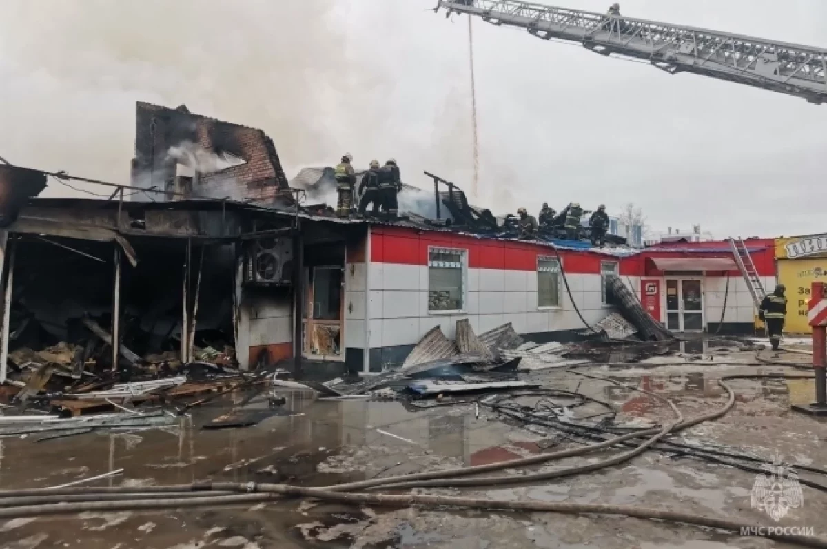 Пострадавших среди покупателей «Магнита» при пожаре в Сургуте нет