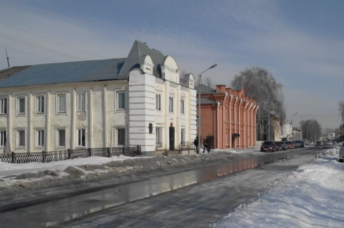 В Бийске жителей напугали громкие хлопки в городе