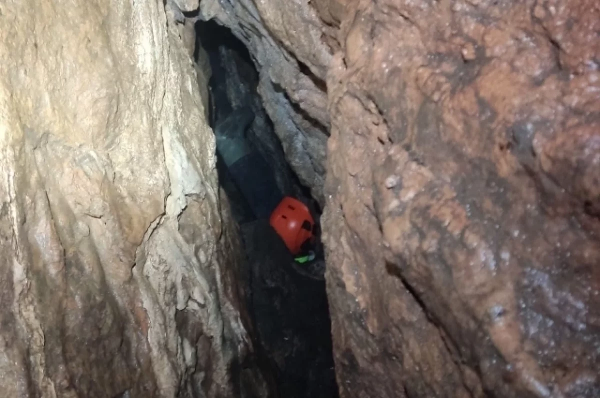 Альпинист Киселев объяснил, почему семья Усольцевых могла укрыться в пещере