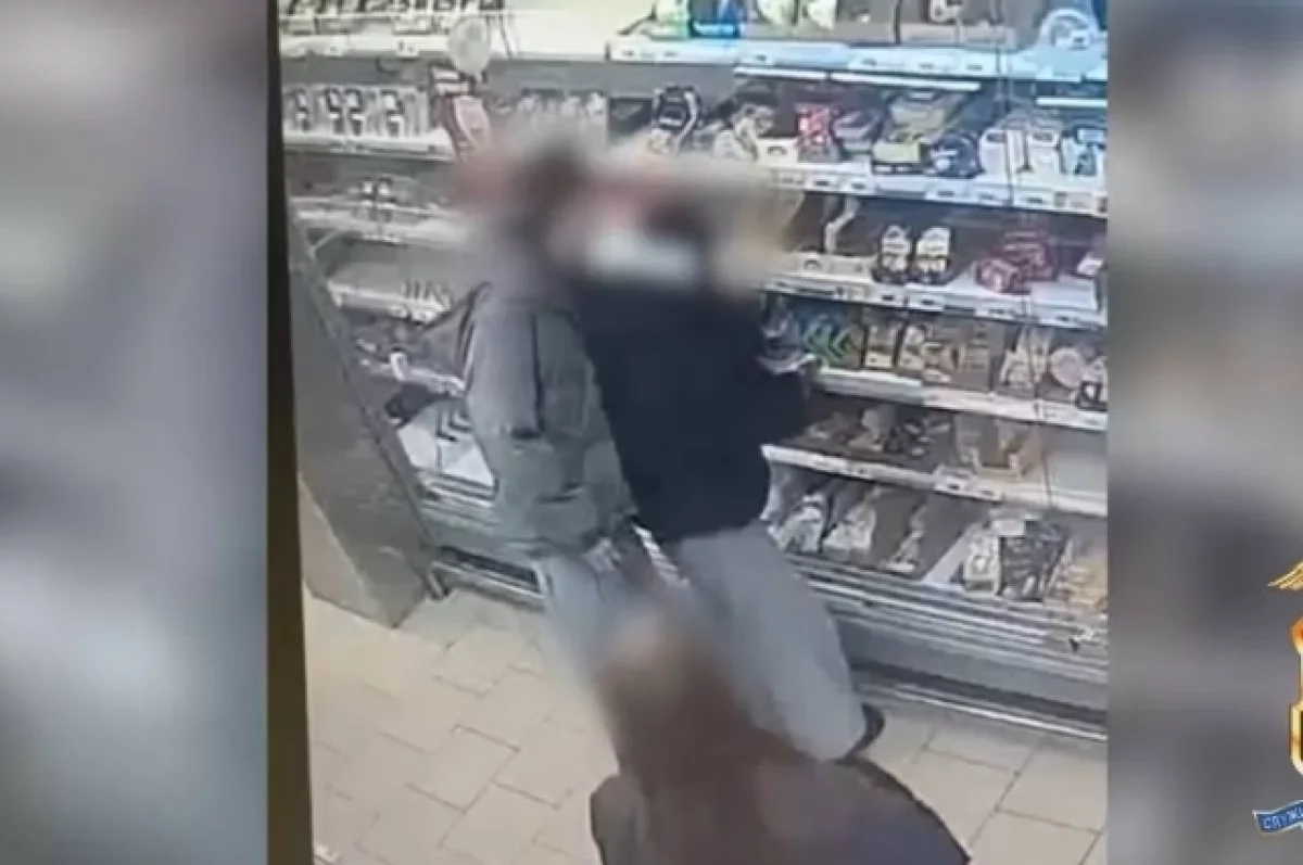 В Ижевске три школьницы украли из магазина 50 пачек сыра