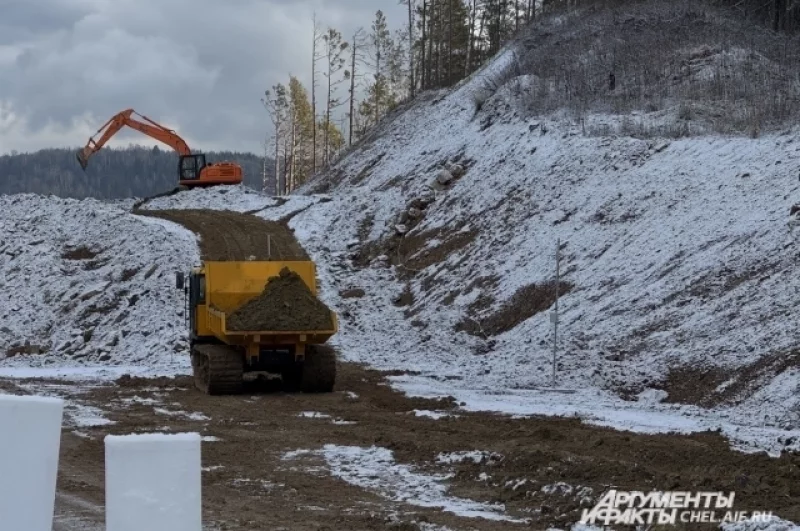 Дистанционная технология позволяет вести работы круглосуточно по заданному алгоритму. В том числе, в зонах с опасным рельефом. 