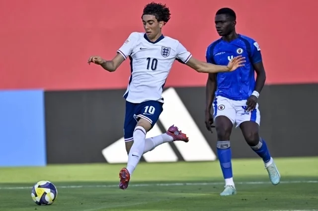 В чемпионате мира по футболу примет участие сборная государства, которое практически единодушно считается самым безнадежным место на земном шаре.