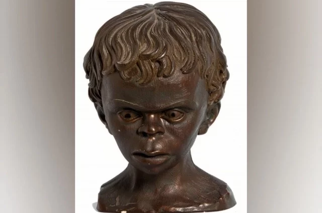 Реконструкция маленького неандертальца из Староселья.