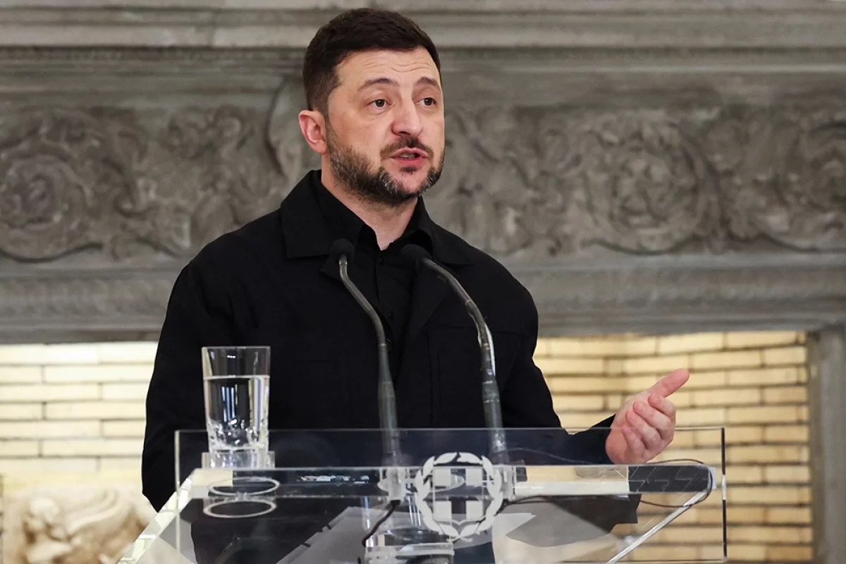 Death on a golden toilet. Washington suspects Zelensky of stealing \$48 billion