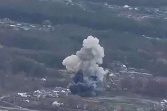 Удары ВС РФ лишают противника козырей, которые он мог бы использовать при отражении наших атак.