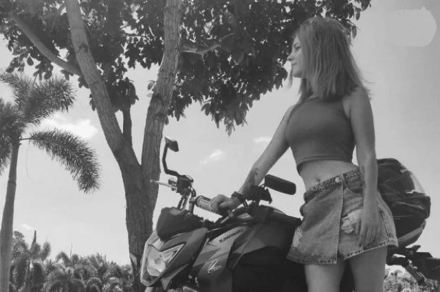 Ксения Боженова