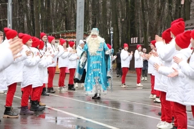 Проект «Новогодняя столица России» стартует 13 декабря, но праздничные мероприятия в городе начались с 18 ноября – дня рождения Деда Мороза.