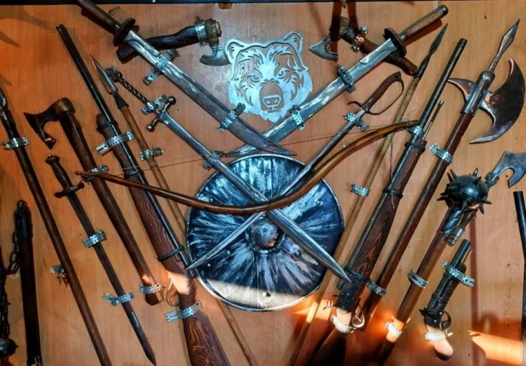 «Когда в тебе просыпается кузнец, думаешь о шашке!» — говорит Андрей Богданов.