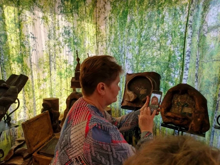 Увидеть выставку старинных икон может любой желающий в библиотеке Тугулыма.