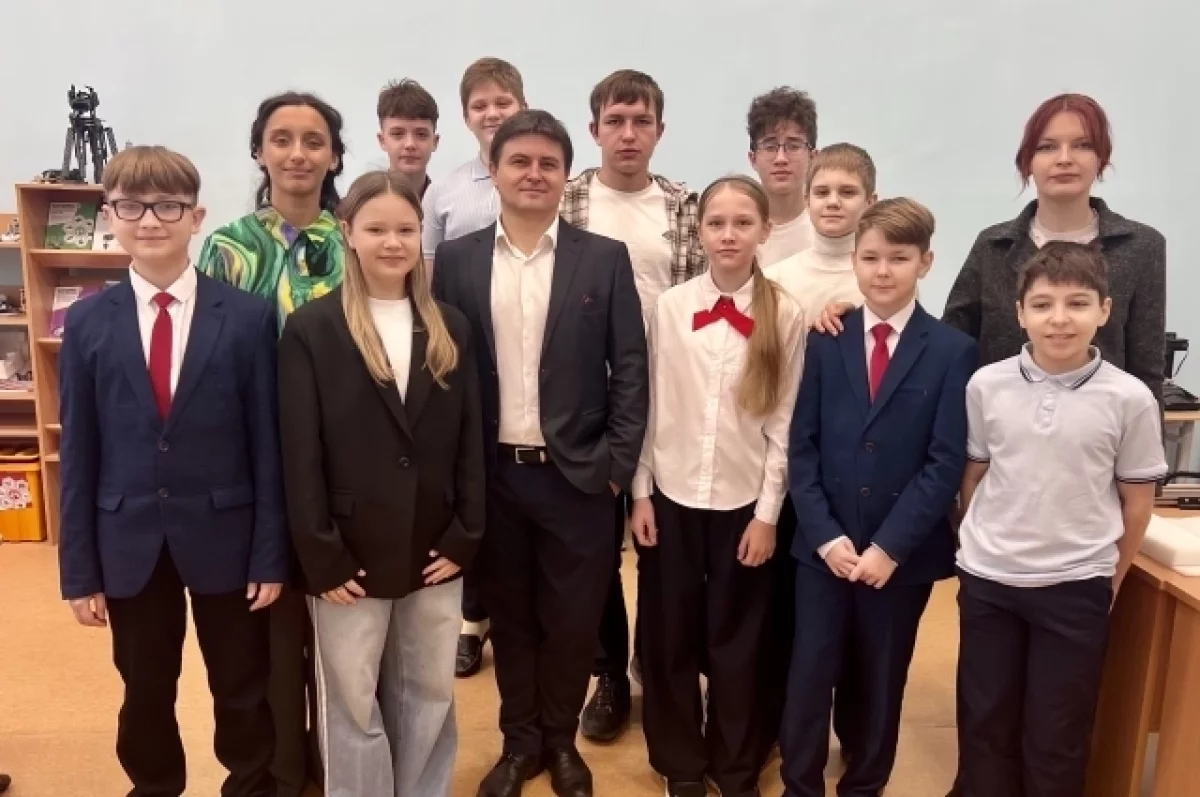 Дружба,покоряющая стратосферу: как брянские школьники строят мост к звездам