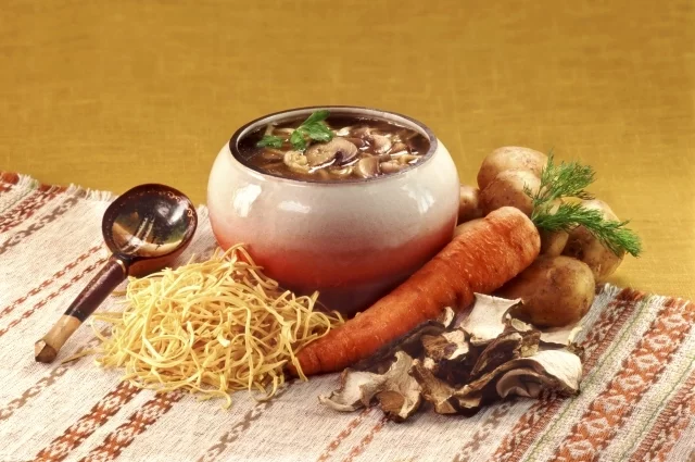 Лучшие блюда на год Лошади - из грибов. Овощи тоже пойдут.  