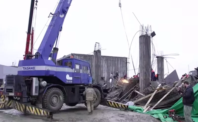 Правоохранительные органы проверяют документацию. Возбуждено уголовное дело.