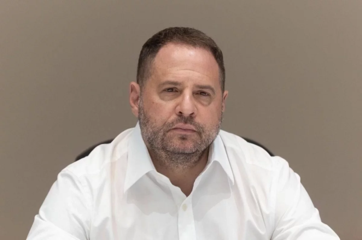 Ермак заявил, что не держит зла на Зеленского