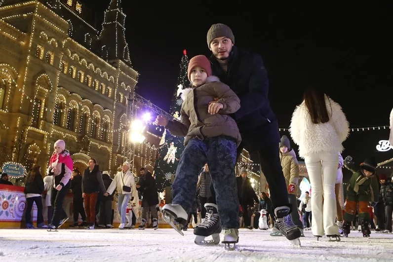 Сеансы катания длятся по часу.