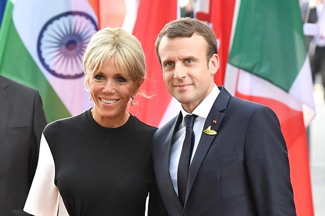 На сегодняшний день семья Макрон ведет несколько взаимосвязанных судебных баталий.