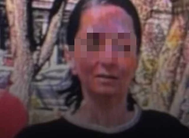 Знакомые семьи пишут в Соцсетях, что семья отказалась от лечения девушки. Скорее всего, её ждёт принудительная госпитализация.