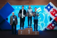 В соревнованиях принимали участие 16 шахматистов.