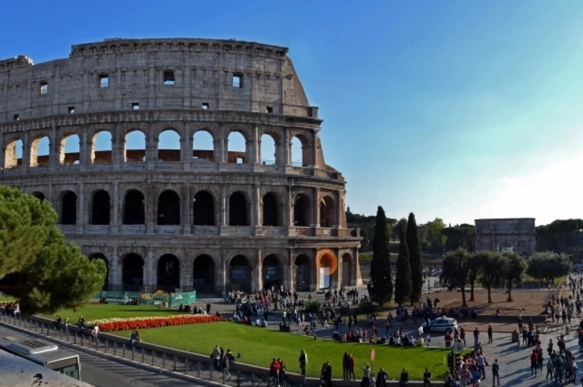 Италия прекращает военную поддержку Украины, заявил министр Таяни