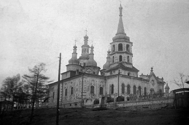 Каждый день в годы войны, вплоть до 9 мая 1945 года, в храме читали особую молитву о даровании Победы.