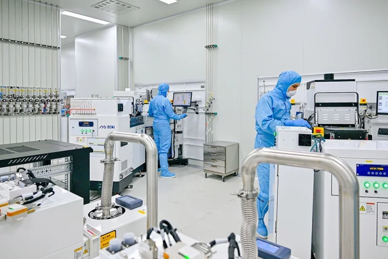 Антон Алиханов назвал открытие важной вехой в развитии российской микроэлектроники.