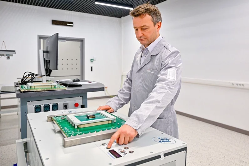 Производство является основой для развития сетей нового поколения и лидарных систем.