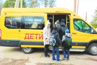 По одной из версий, ребёнка сильно зажало между креслами.