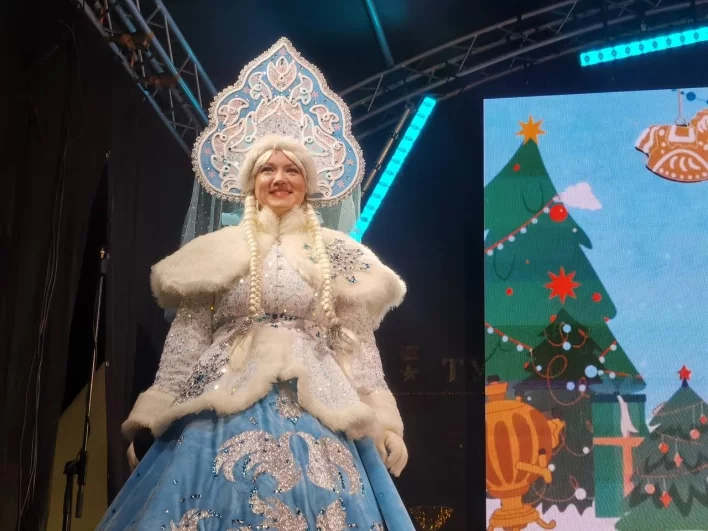 Если новогоднее настроение не спешит, тогда мы сами идём к нему.