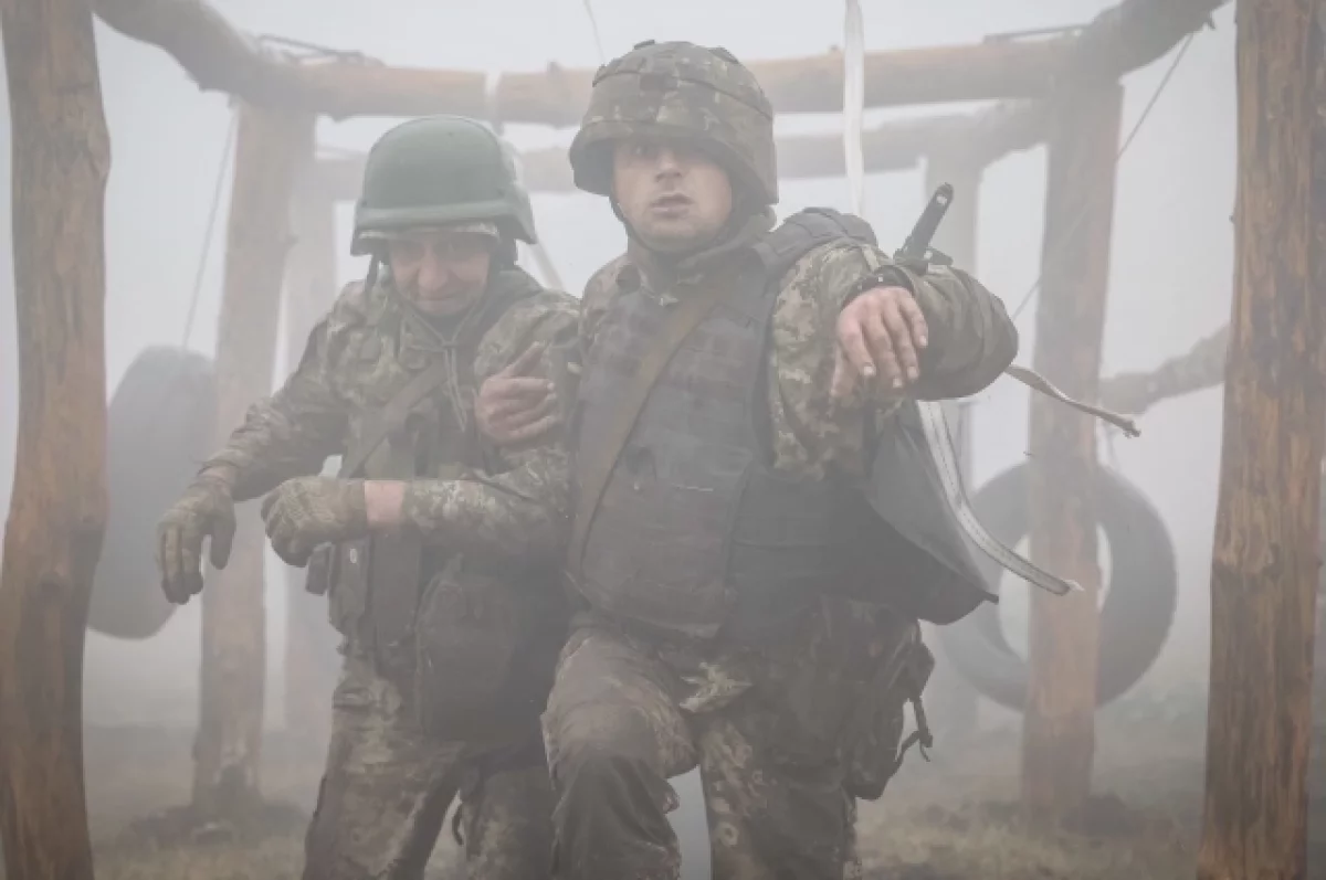 Зеленский усыпал Покровск медалями и трупами: главная новость СВО 7 декабря