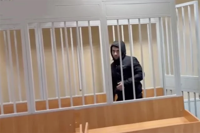 Мужчина убил мать-одиночку и её маленького сына.