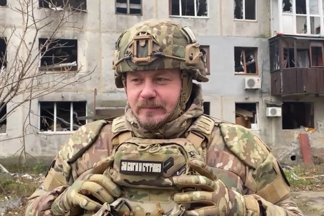 Командир штурмовой роты Владимир Семёнов. 