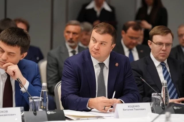 Виталий Хоценко и руководители ведущих омских предприятий приняли участие в бизнес-форуме