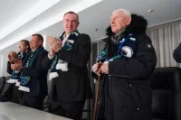 Александра Филипенко болельщики приветствовали, стоя. 