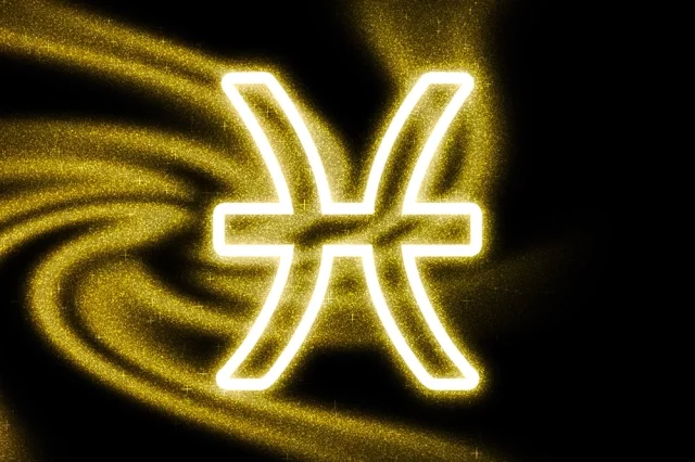 Рыбам предстоит год, полный больших возможностей для саморазвития и духовного роста.