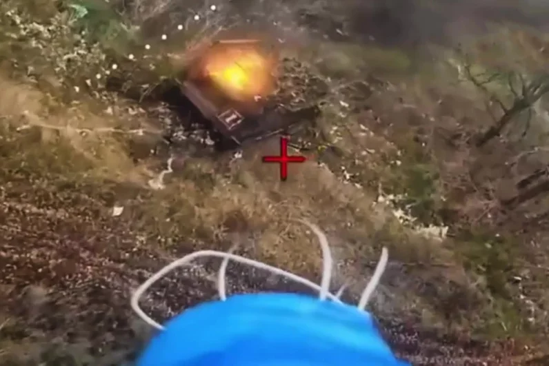 Техника была уничтожена вместе с боевиками.