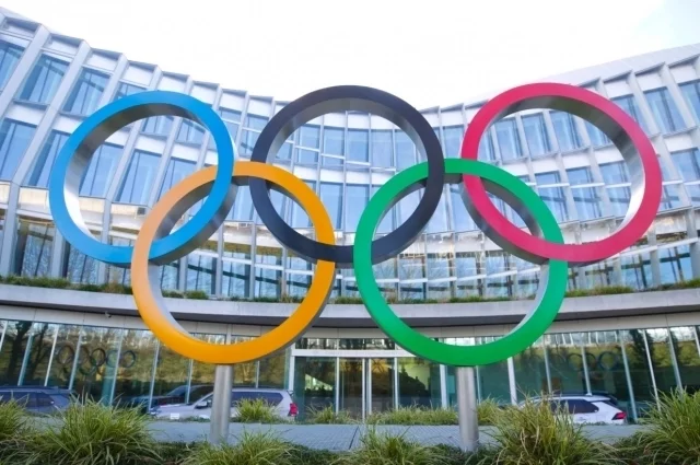 Международный олимпийский комитет снял свои рекомендации, связанные с ограничениями в отношении юных спортсменов.