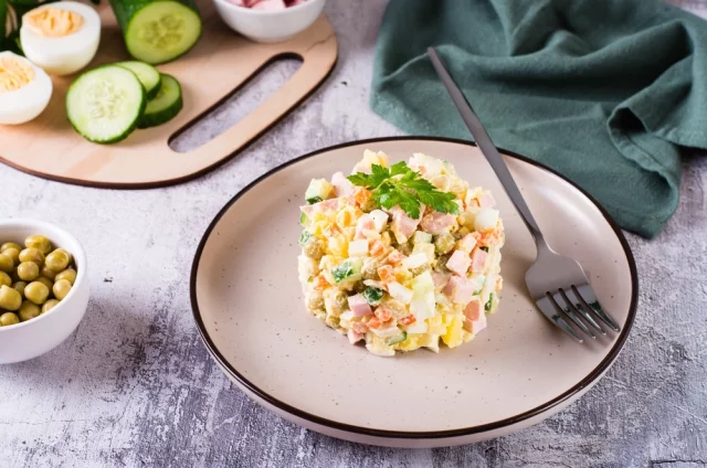 Оливье без майонеза — не оливье.