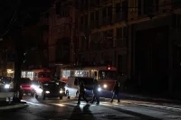 На Украине действует график отключений электроэнергии, который местами заставляет жителей сидеть без света. 