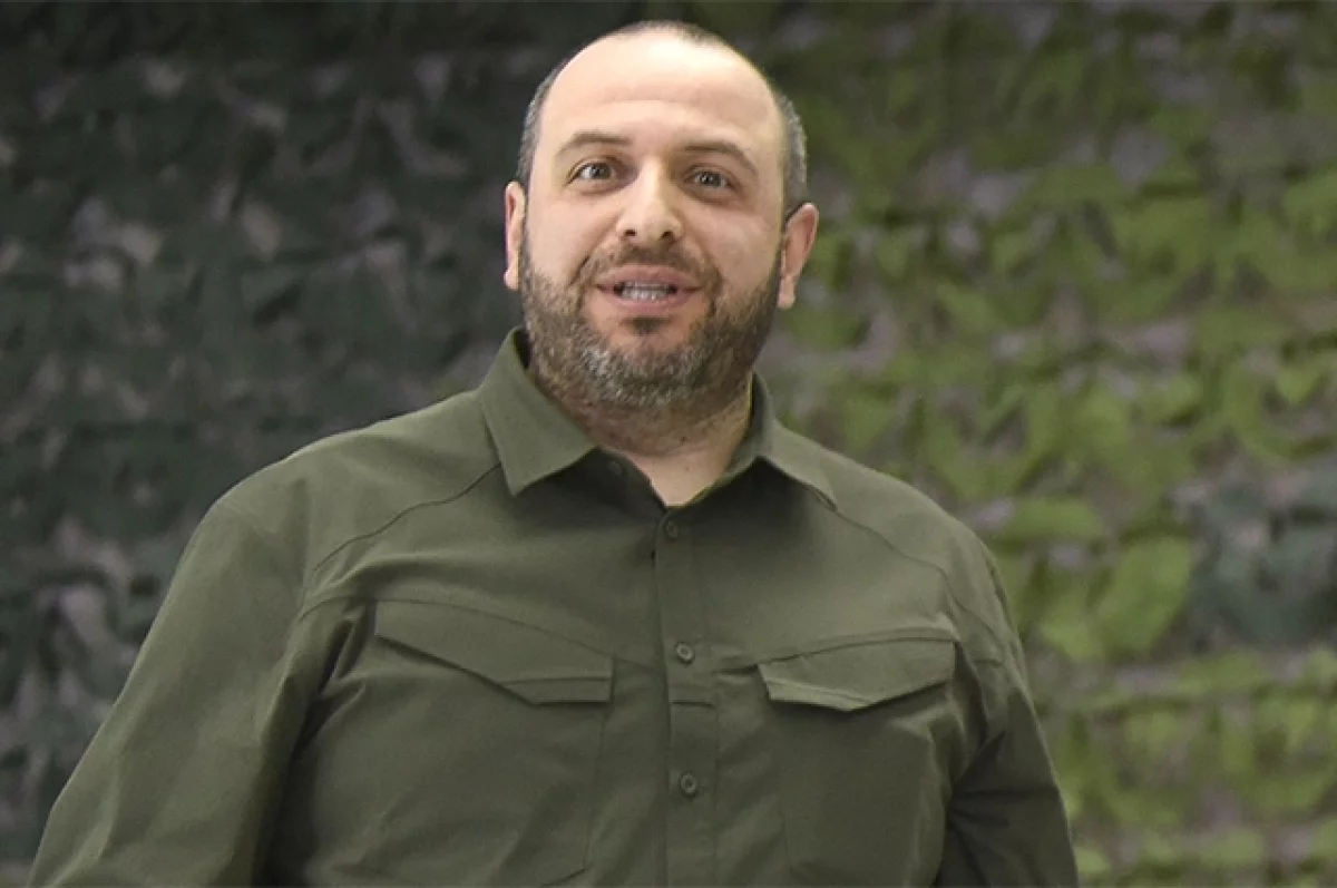 Третий побег: окружение Зеленского бежит с Украины, Умеров улетел за океан