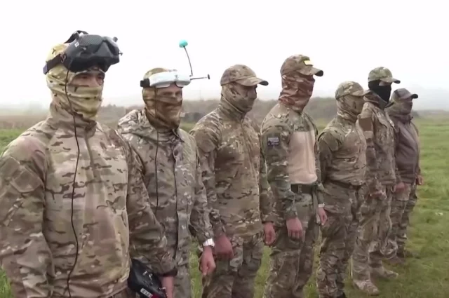 В новых войсках могут служить как мужчины, так и женщины