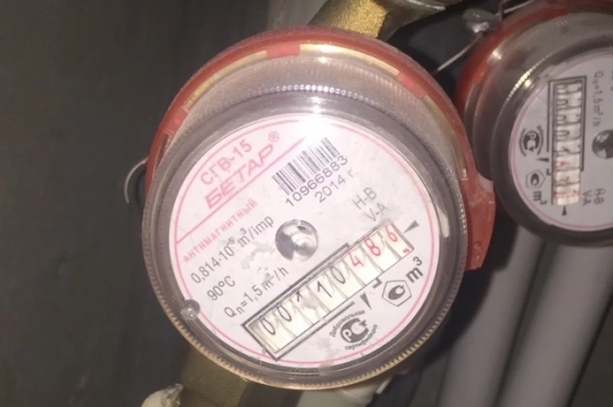 Жителям Алтая пояснили, может ли счетчик воды показывать больше потребления
